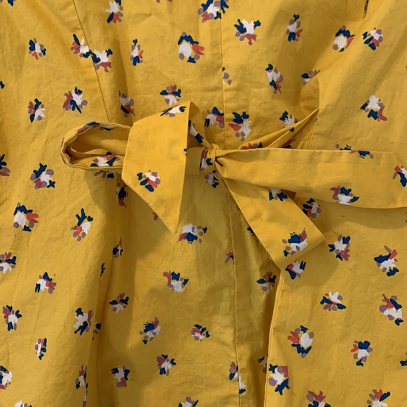 ModCloth Yellow Daytime Dynamo Button Up Floral Button-Down - Picture 8 of 9